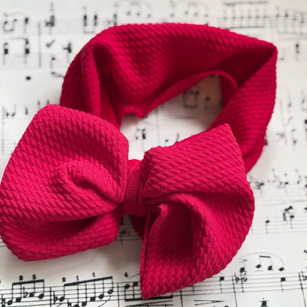 Red bow headband for newborn up to 4 years ago old approx